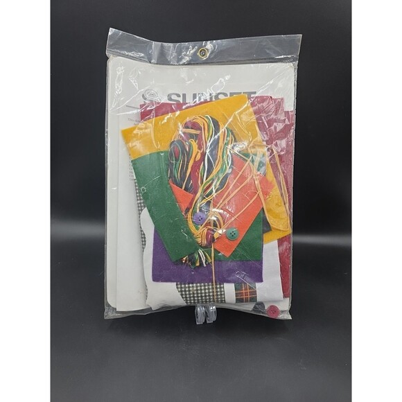Sunset Felt Stocking Applique Kit Snowman Christmas Craft New Old Stock NOS 18" - Picture 6 of 7